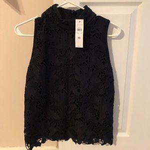 Beautiful Ann Taylor mock turtle neck top.